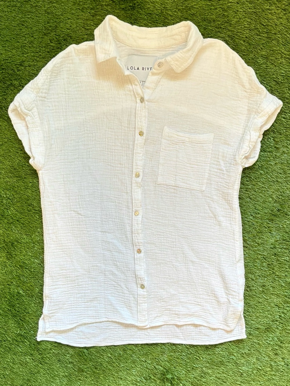 Lola River White Gauze Button Up Short Sleeve Shirt Medium